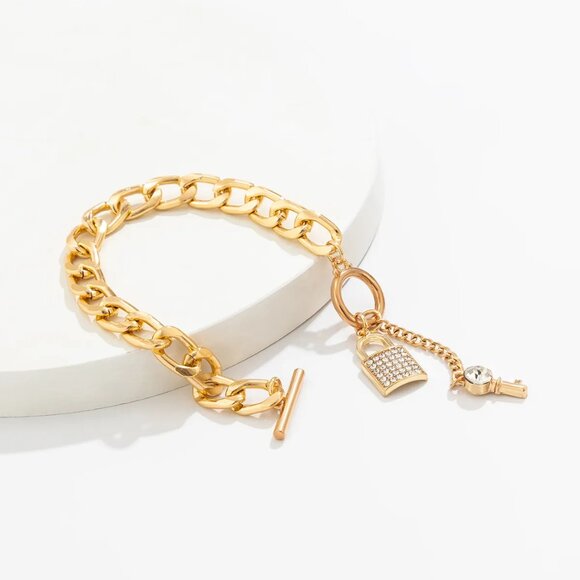 3/$35 Gold Chunky Chain Bracelet with Lock & Key Charm Toggle Clasp Statement - Picture 7 of 7